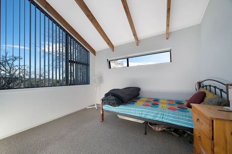 Photo of property in 2/46a Captain Scott Road, Glen Eden, Auckland, 0602