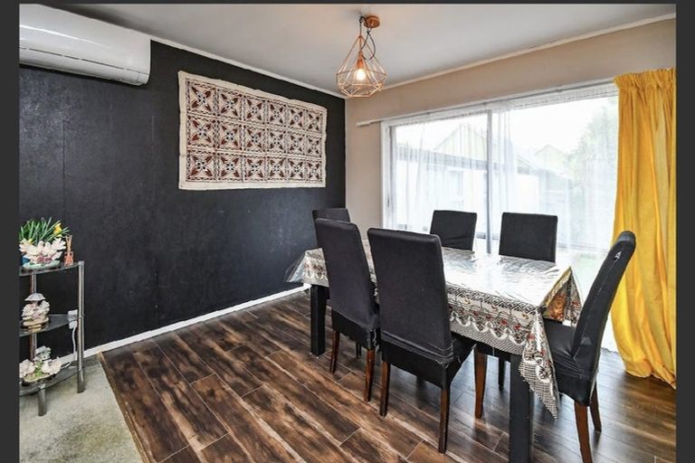 Photo of property in 12 Huber Street, Weymouth, Auckland, 2103