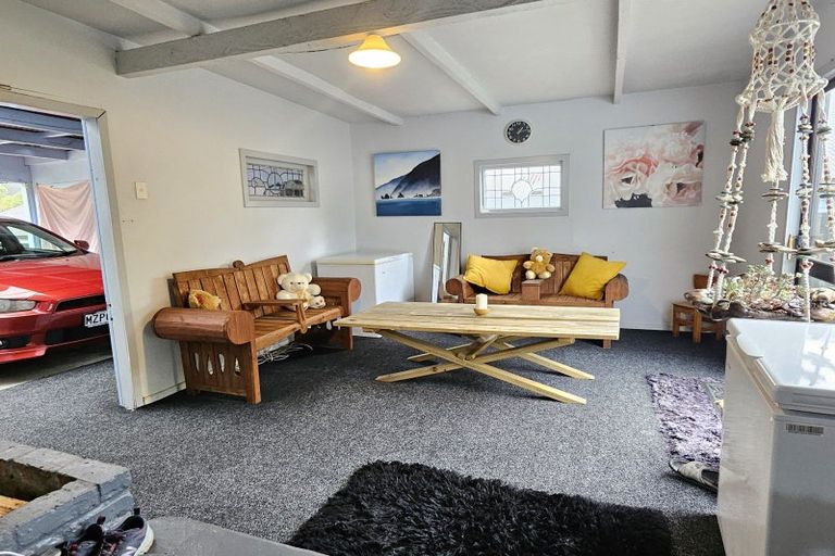 Photo of property in 87 Omapere Street, Dobson, Greymouth, 7805