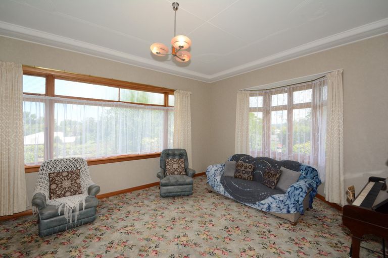 Photo of property in 32 Beach Street, Waikouaiti, 9510