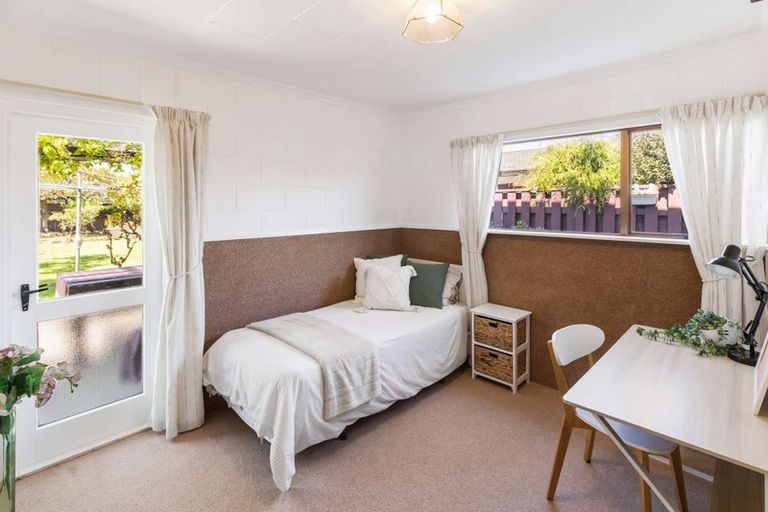 Photo of property in 19 Akepiro Place, Tawhero, Whanganui, 4501