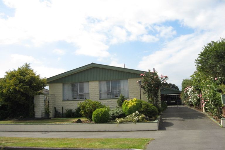 Photo of property in 5 Aspen Place, Parklands, Christchurch, 8083