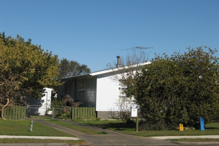 Photo of property in 10 Wing Crescent, Papakura, 2110