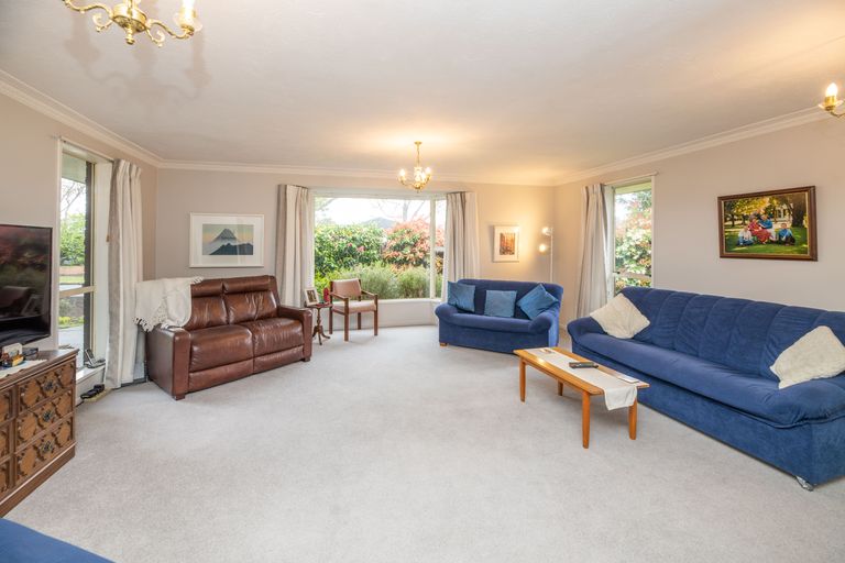 Photo of property in 28 Westmont Street, Ilam, Christchurch, 8041