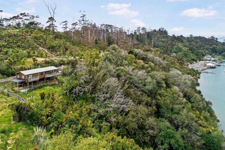 Photo of property in 32 Riverhaven Drive, Wade Heads, Whangaparaoa, 0932