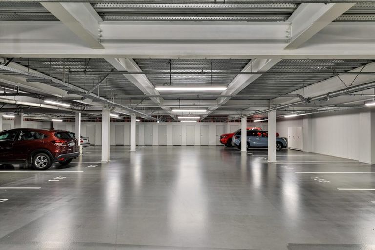 Photo of property in 135 Hibiscus Drive, Orewa, 0931