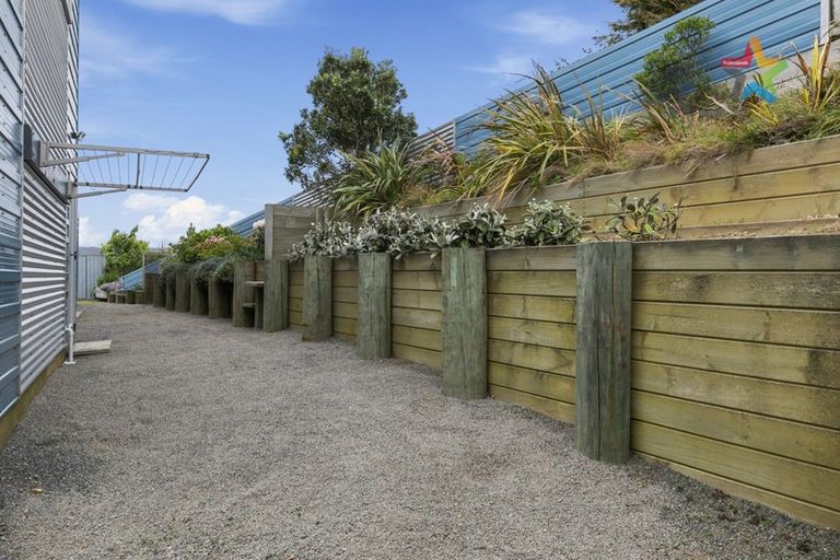 Photo of property in 22d Drummond Crescent, Kelson, Lower Hutt, 5010