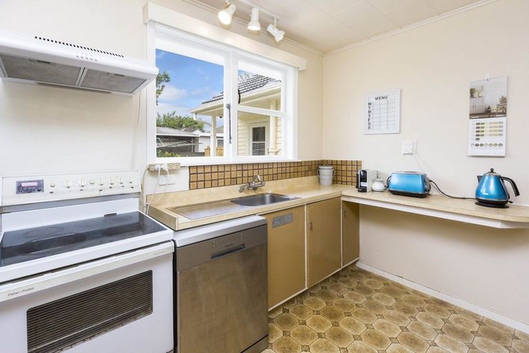 Photo of property in 49 Tennyson Street, Trentham, Upper Hutt, 5018