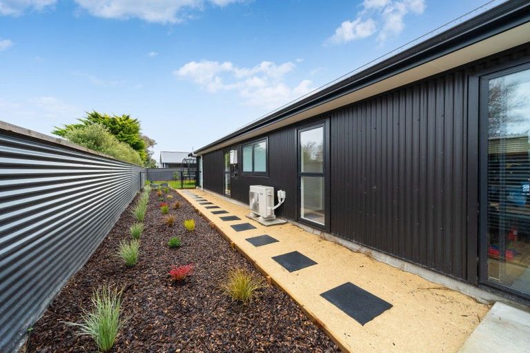 Photo of property in 17c Madison Street, Carterton, 5713