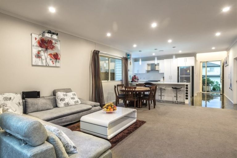 Photo of property in 42 Arranmore Drive, Flat Bush, Auckland, 2019