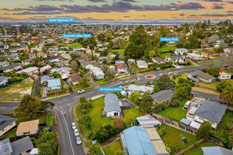 Photo of property in 24 Garton Drive, Massey, Auckland, 0614