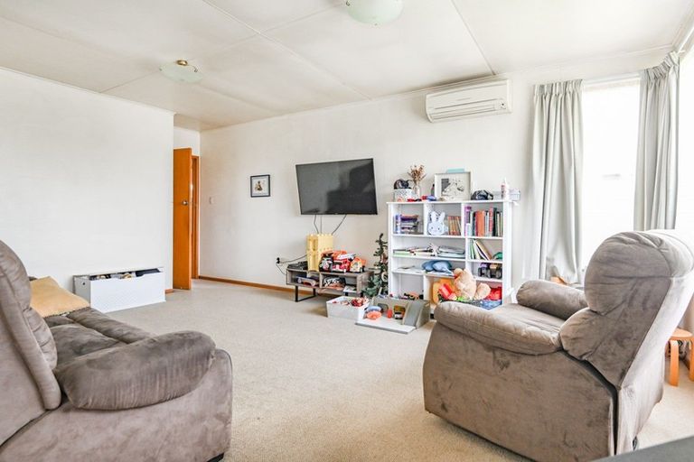 Photo of property in 5 Dover Road, Flaxmere, Hastings, 4120