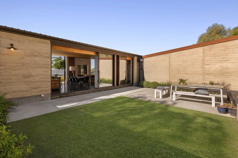 Photo of property in 633 Mount Barker Road, Wanaka, 9382