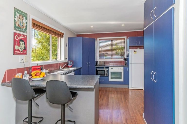 Photo of property in 20 Dunstan Crescent, Hornby, Christchurch, 8042