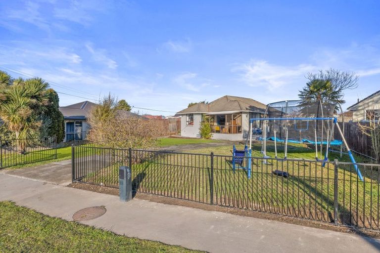 Photo of property in 112 Marlow Road, Aranui, Christchurch, 8061