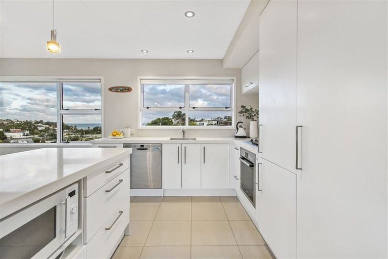 Photo of property in 1/11 Penning Road, Milford, Auckland, 0620