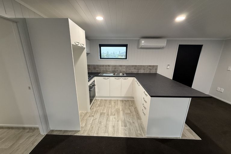 Photo of property in 11 Cooper Place, Papakura, 2110