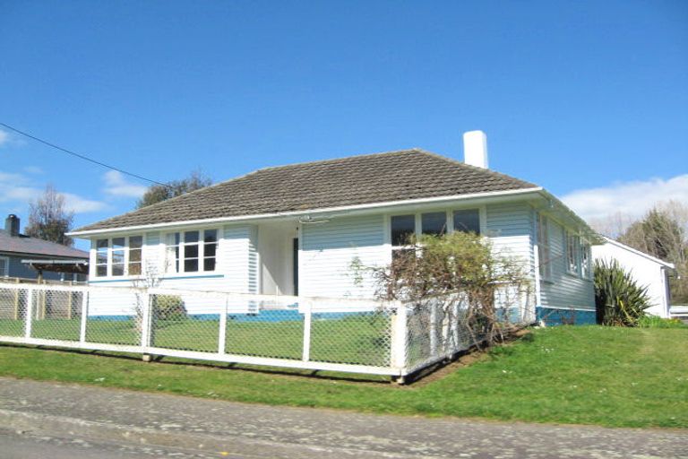 Photo of property in 4 Takahe Street, Taihape, 4720
