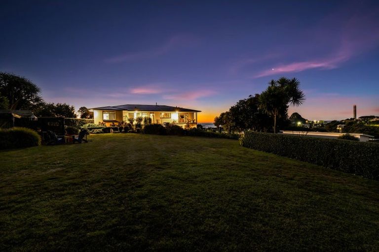 Photo of property in 24 Darwin Crescent, Spotswood, New Plymouth, 4310