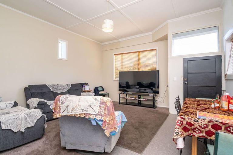 Photo of property in 77 Elgin Road, Mornington, Dunedin, 9011