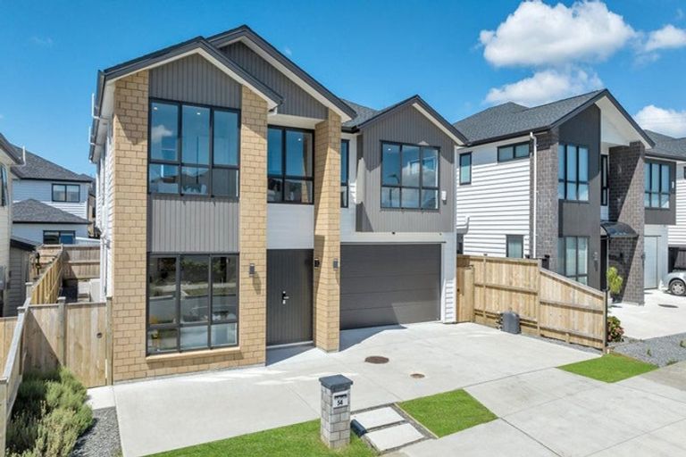 Photo of property in 54 Drumbuoy Drive, Flat Bush, Auckland, 2019