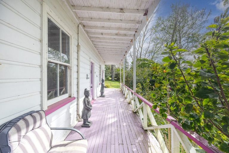 Photo of property in 847b Pouto Road, Te Kopuru, 0371