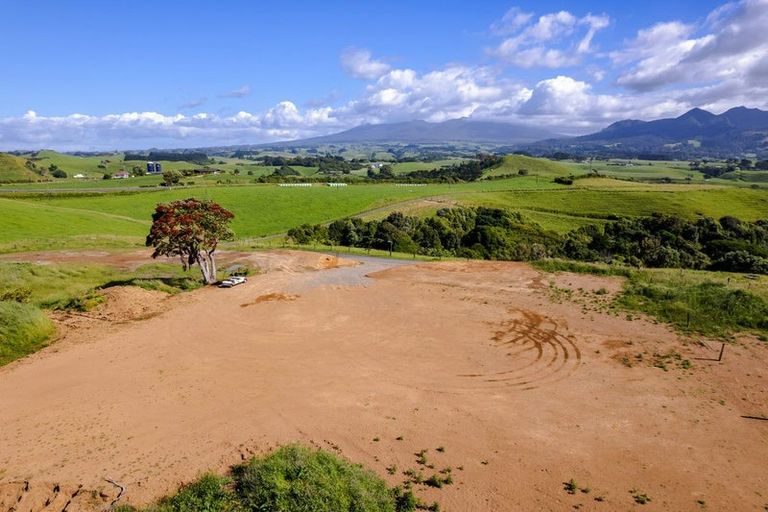 Photo of property in 29 Washer Road, Omata, New Plymouth, 4374