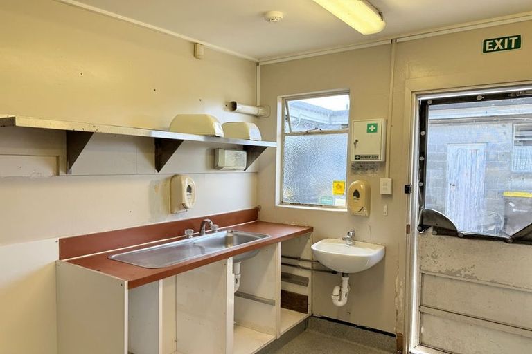 Photo of property in 401 High Street, Rangiora, 7400