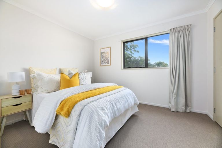 Photo of property in St Claire Village, 41/172 Mcleod Road, Te Atatu South, Auckland, 0610