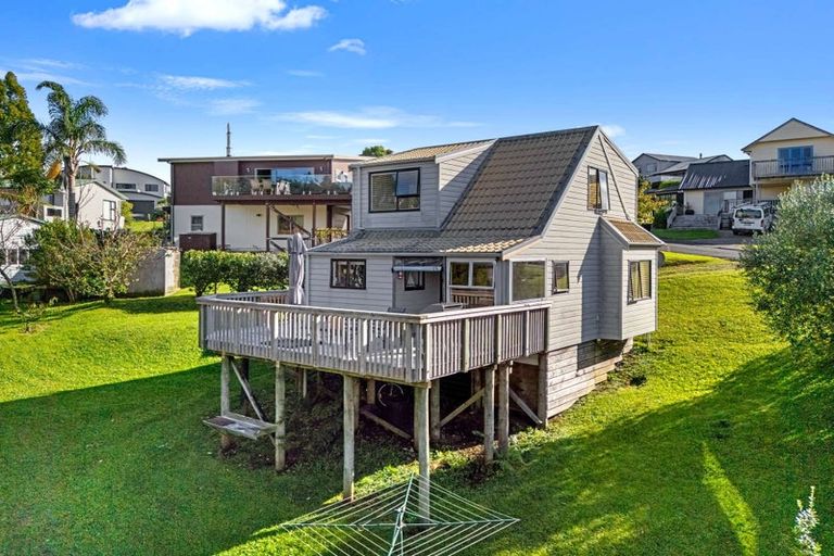 Photo of property in 15 Rabbit Way, Whitianga, 3510