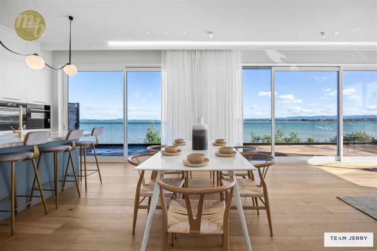 Photo of property in 4 Seawind Way, Hobsonville, Auckland, 0616