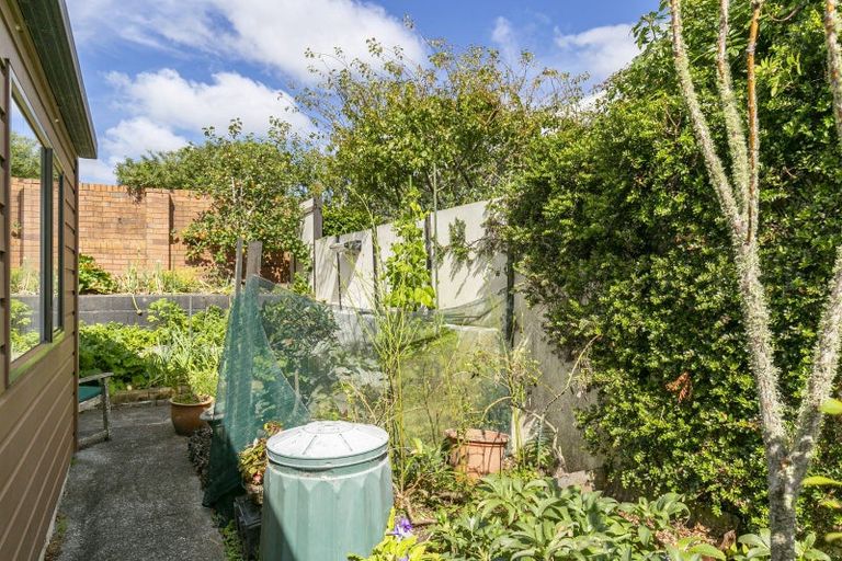 Photo of property in 39 Clutha Avenue, Khandallah, Wellington, 6035