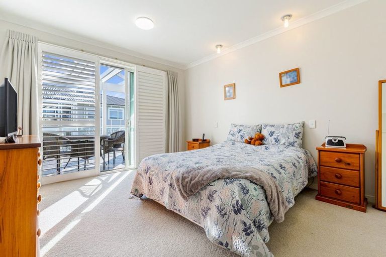 Photo of property in 86 Eaves Bush Parade, Orewa, 0931