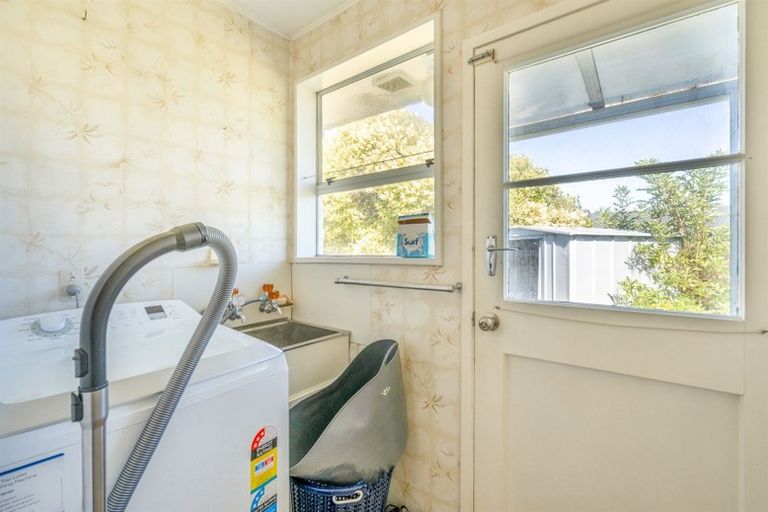 Photo of property in 71 Renfrew Street, Waikiwi, Invercargill, 9810