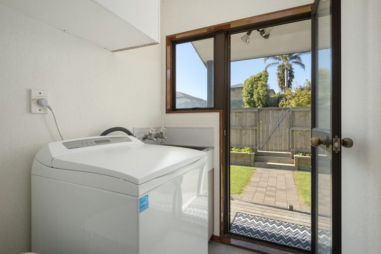 Photo of property in 94 Resolution Road, Welcome Bay, Tauranga, 3112