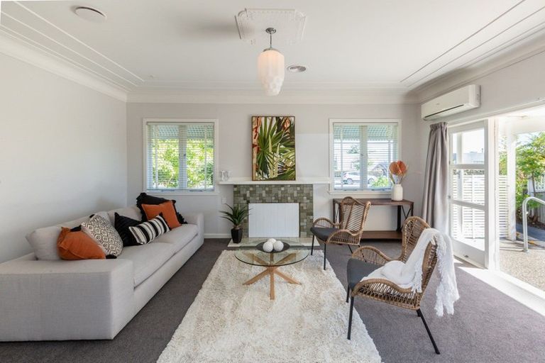 Photo of property in 32 Morse Street, Marewa, Napier, 4110