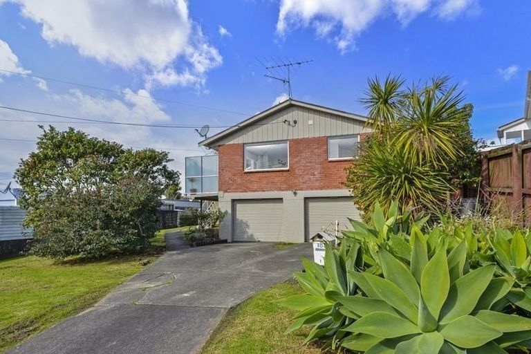 Photo of property in 1/183 Coronation Road, Hillcrest, Auckland, 0627