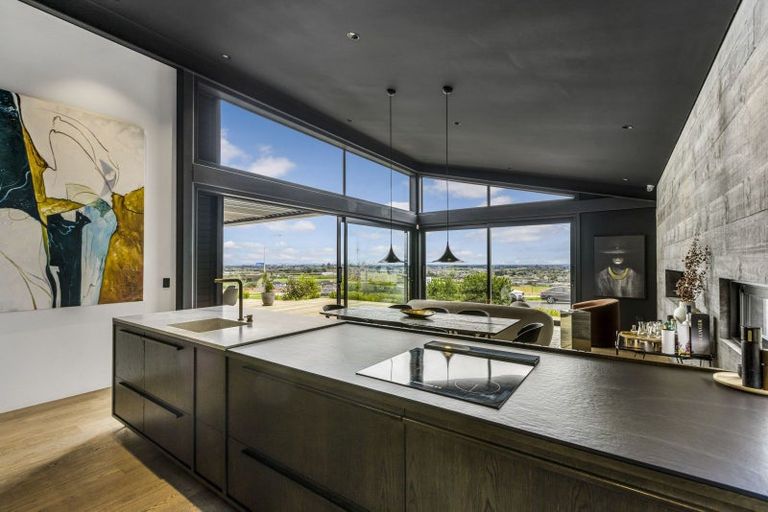 Photo of property in 296 Kitchener Road, Pukekohe, 2120