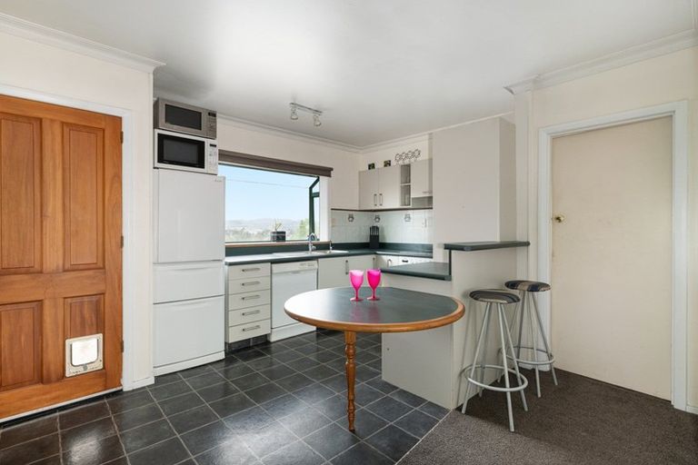 Photo of property in 2 Cambridge Road, Judea, Tauranga, 3110