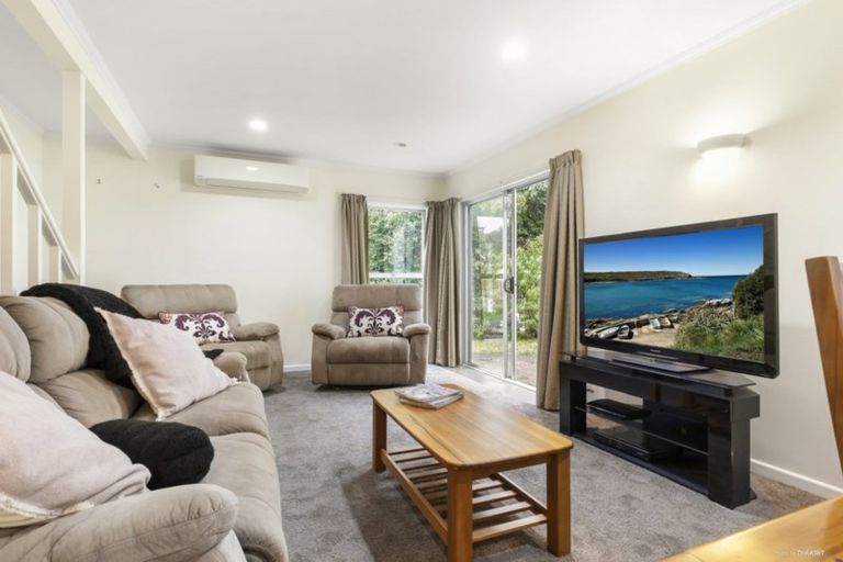 Photo of property in 2/70 Hataitai Road, Hataitai, Wellington, 6021