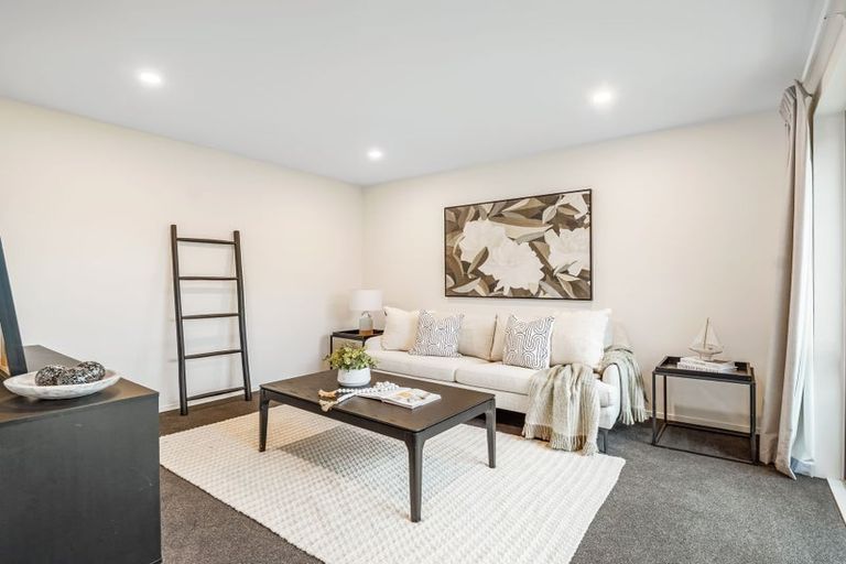 Photo of property in 160 Faringdon Boulevard, Rolleston, 7615