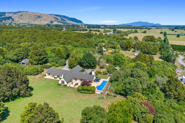 Photo of property in 329 Otaki Gorge Road, Hautere, Otaki, 5582