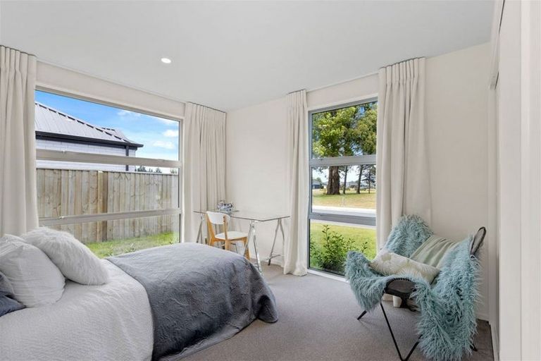 Photo of property in 8 John Raven Lane, Woodend, 7610