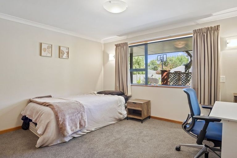 Photo of property in 5 Freeman Close, Abbotsford, Dunedin, 9018