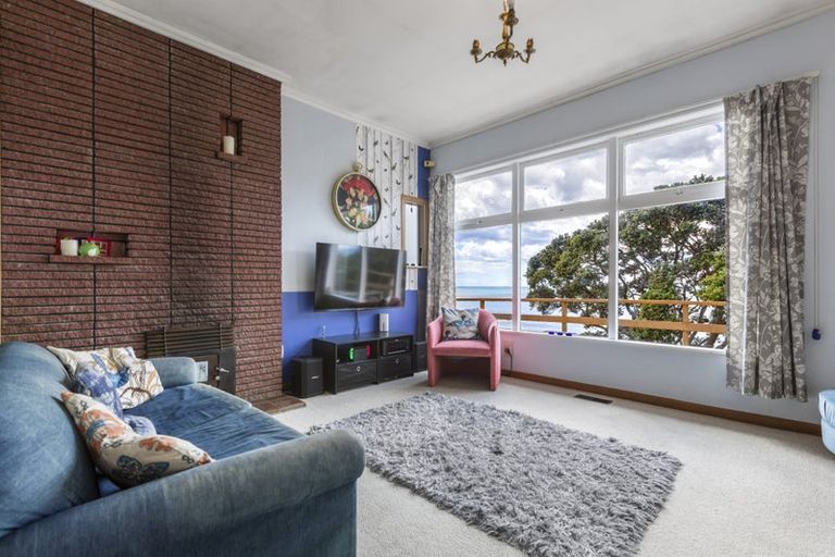 Photo of property in 197 Beach Road, Campbells Bay, Auckland, 0620