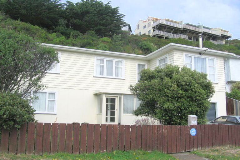 Photo of property in 15 Ahuriri Street, Strathmore Park, Wellington, 6022