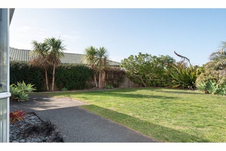 Photo of property in 18 Ocean Crest, Papamoa Beach, Papamoa, 3118