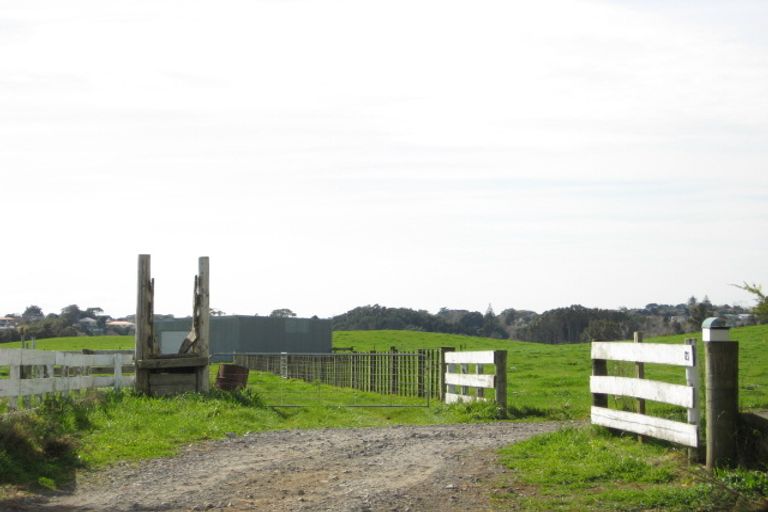 Photo of property in 83 Barrett Road, Whalers Gate, New Plymouth, 4310