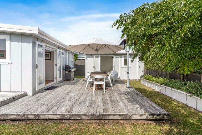 Photo of property in 205a Ocean Road, Whangamata, 3620