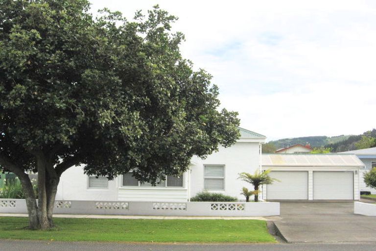 Photo of property in 14 Maclean Street, Whataupoko, Gisborne, 4010